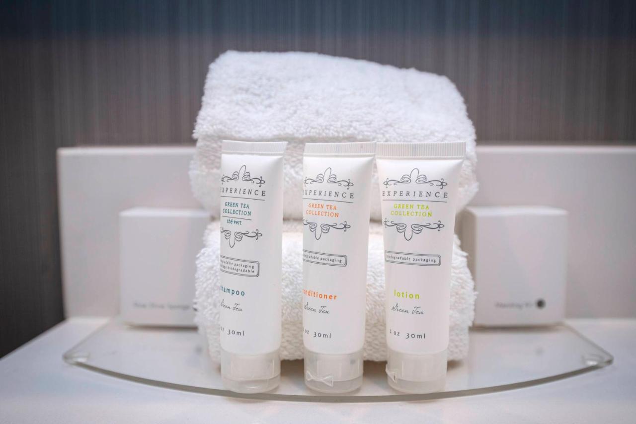 Sandman Signature Sherwood Park Hotel Екстериор снимка